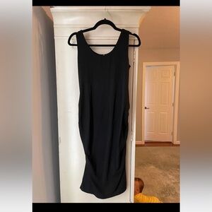 Lot of 8 maternity dresses